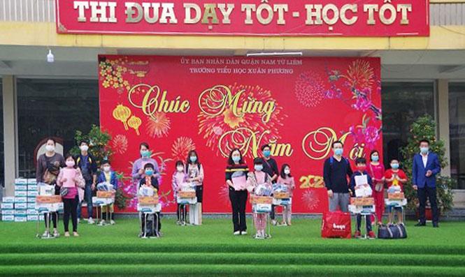 109 người hoàn thành cách ly tại Trường Tiểu học Xuân Phương