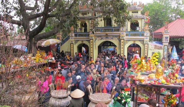   Độc đáo lễ hội tắt đèn ở Bắc Ninh