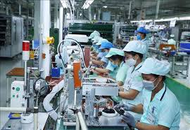 Dự báo 3 kịch bản tăng trưởng kinh tế Việt Nam 2022, từ 5,2 – 6,2%