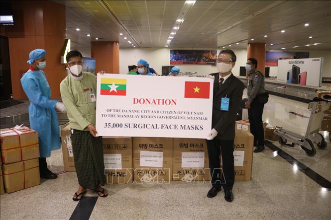 Việt Nam tiếp tục hỗ trợ Myanmar phòng chống COVID-19