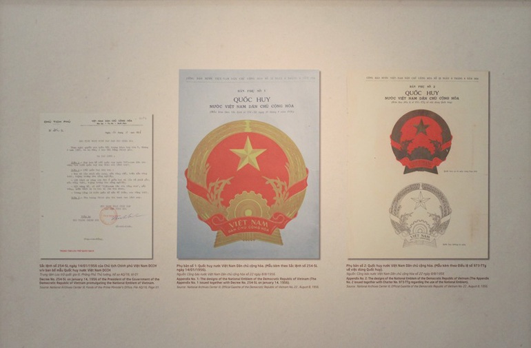 Bộ sưu tập bản phác thảo mẫu Quốc huy Việt Nam là bảo vật quốc gia