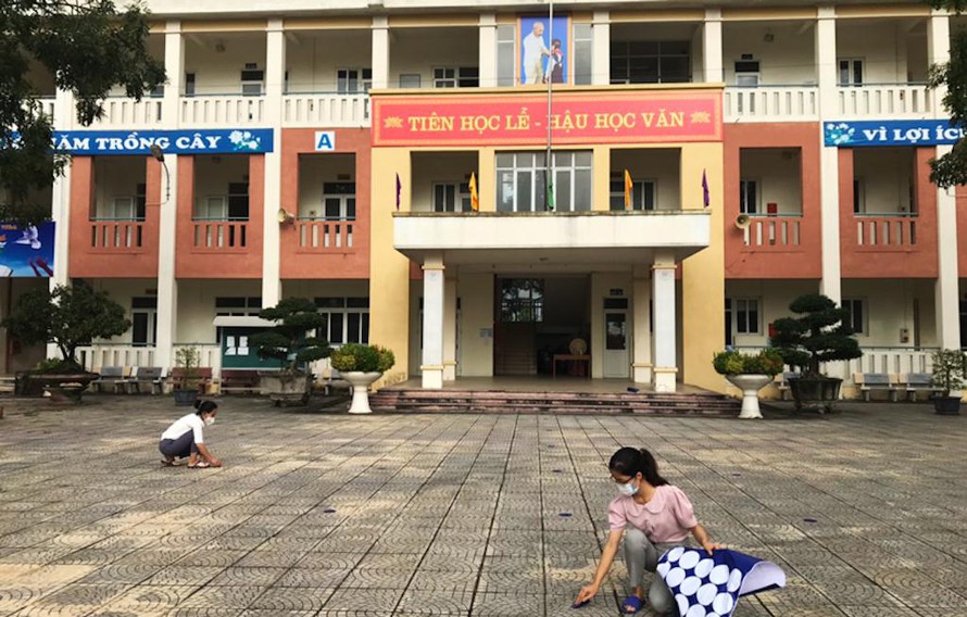 Trường học ở các huyện, thị xã của Hà Nội đã sẵn sàng đón học sinh đi học trở lại