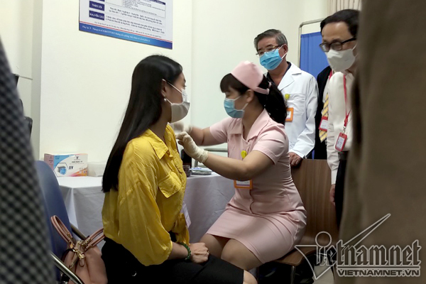 Thử nghiệm vắc xin Covivac: Việt Nam kỳ vọng xuất khẩu vắc xin năm 2022