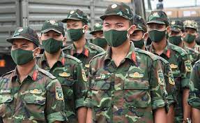 1.000 quân nhân từ Hà Nội vào TP.HCM bằng máy bay
