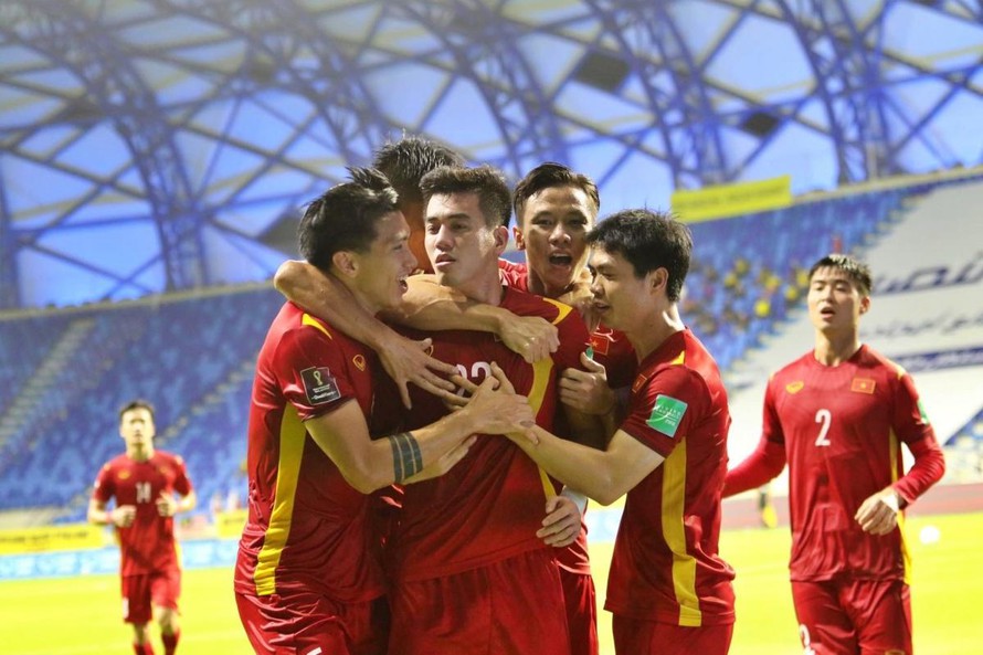 Lần đầu vào vòng loại cuối World Cup 2022 châu Á, tuyển Việt Nam nhận 'cơn mưa' thưởng nóng