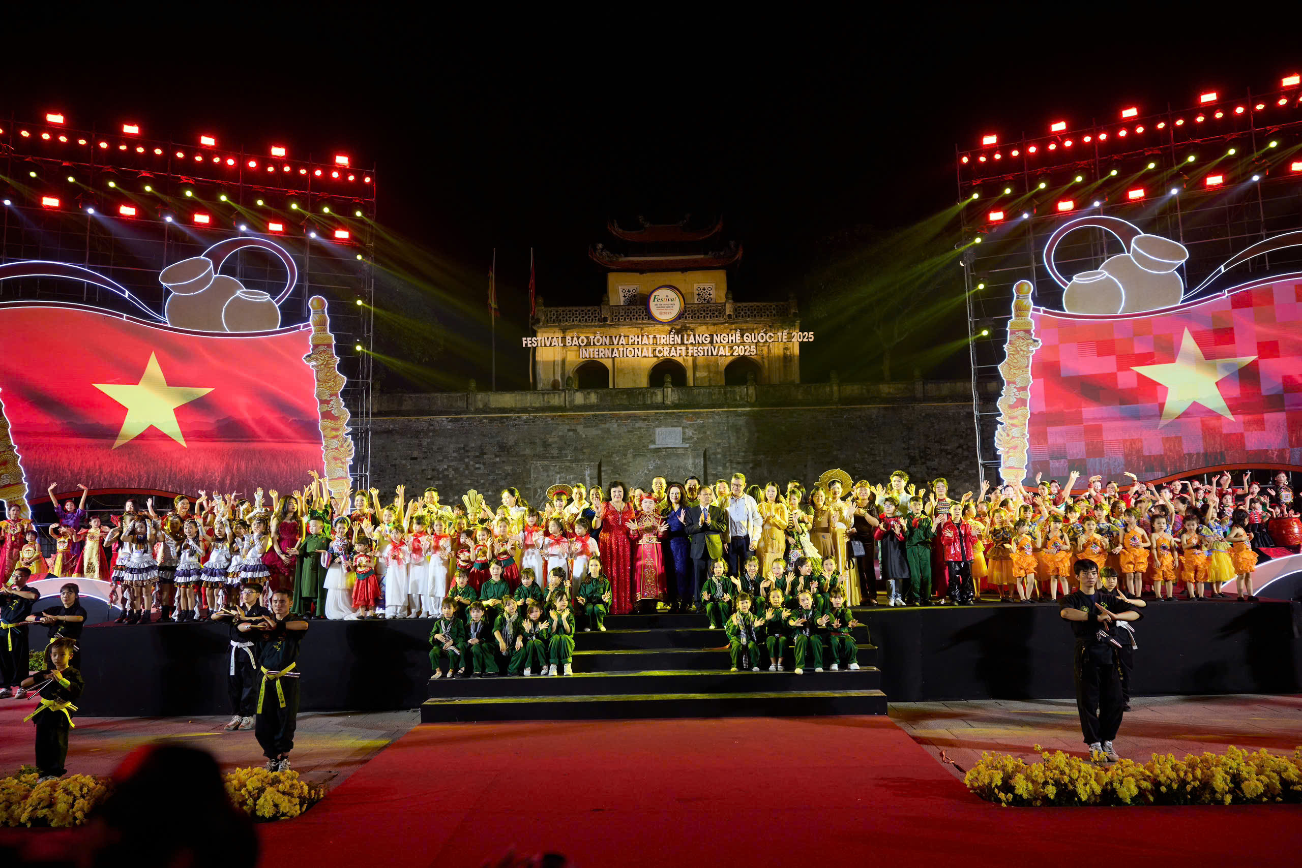 Gần 500 nghệ sĩ nhí, ca sĩ và mẫu nhí hội tụ tại chương trình: